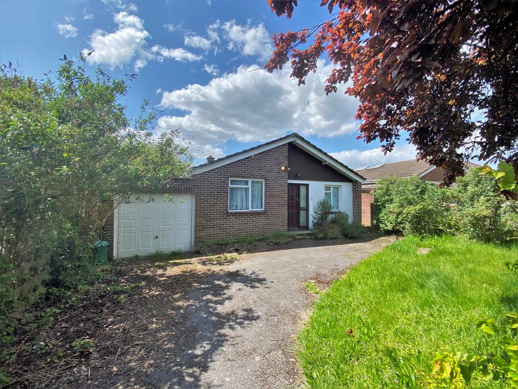 3 bed detached bungalow for sale in Heath Road North, Locks Heath, Southampton SO31 Zoopla