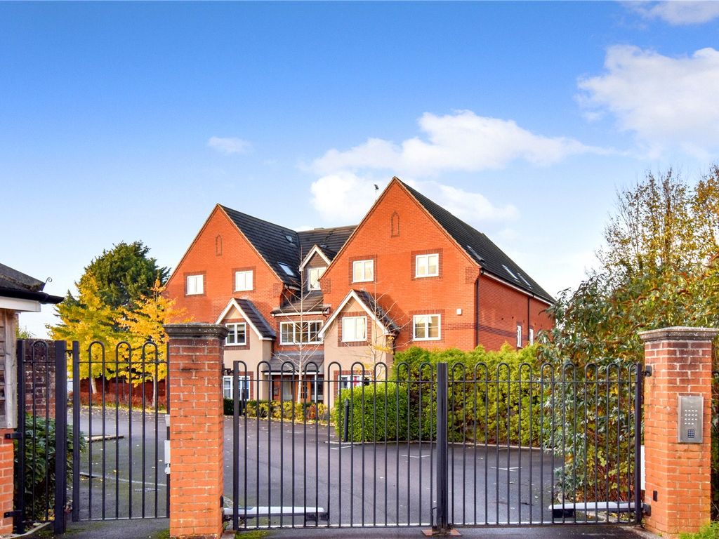 2 bed flat for sale in Enborne Road, Newbury RG14 Zoopla