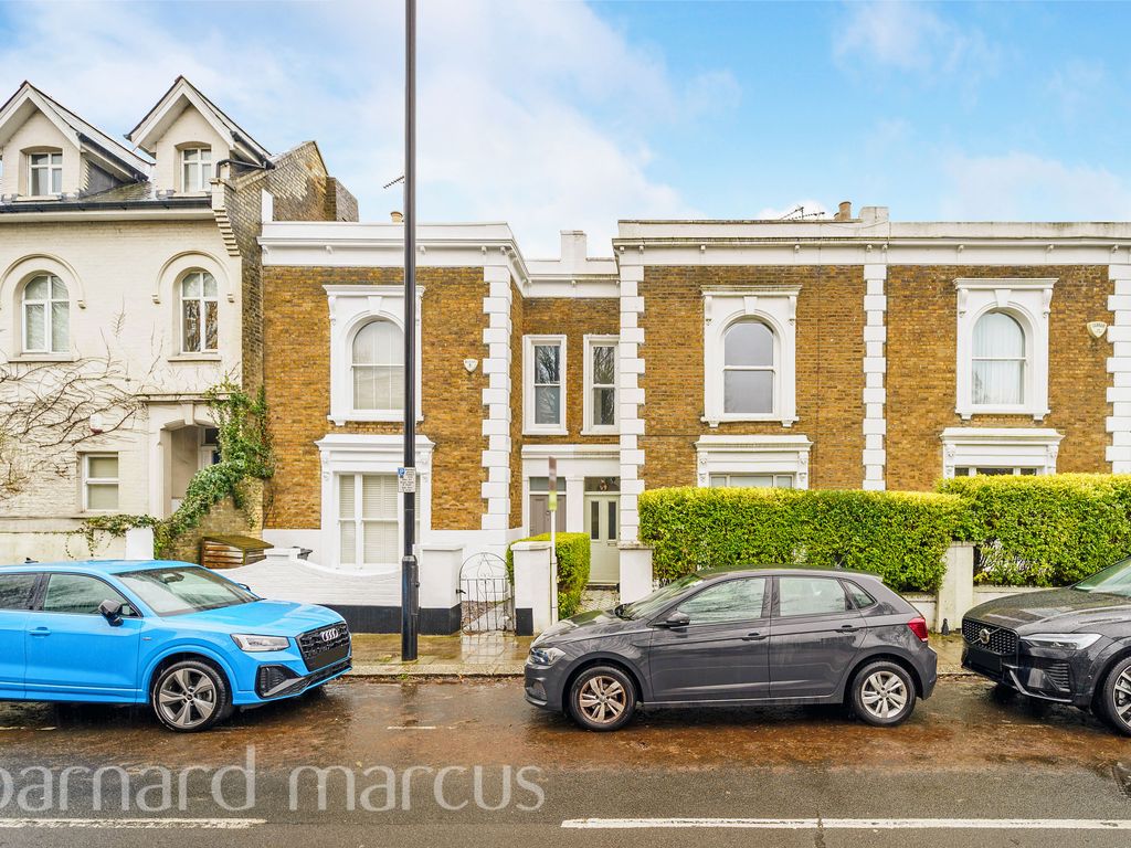 4 bed property to rent in Wellesley Road, London W4, £3,792 pcm Zoopla
