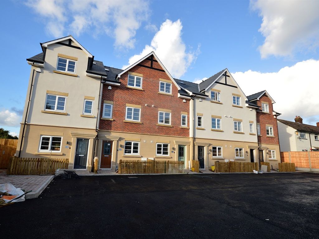 4 bed mews house to rent in Booths Hill Road, Lymm WA13 Zoopla