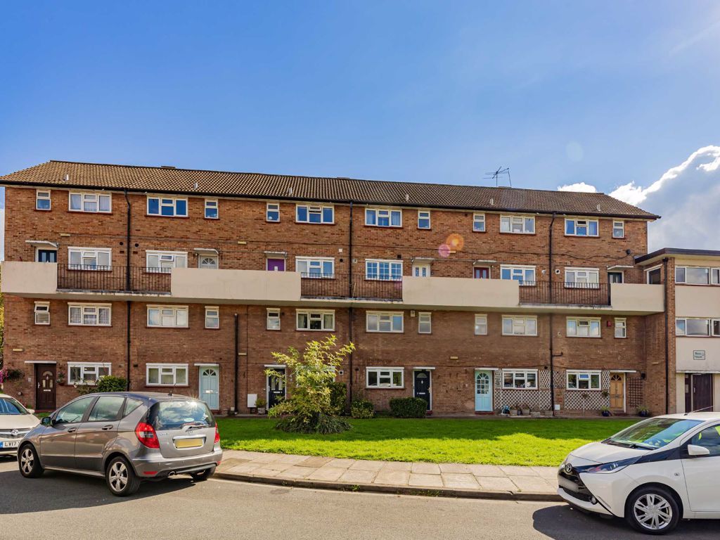 2 bed flat for sale in Ross Road, Whitton, Twickenham TW2 Zoopla