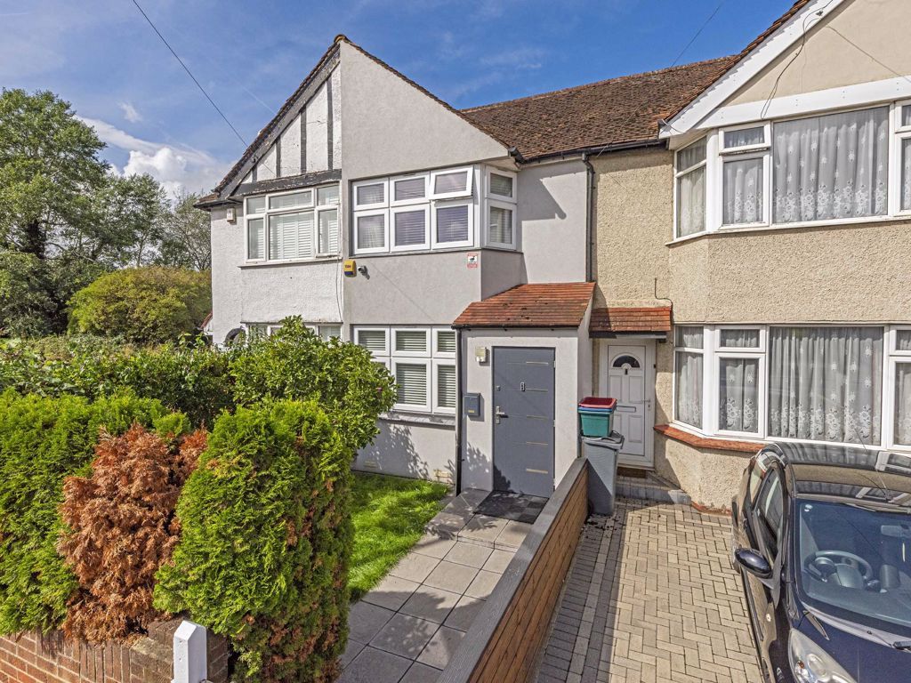 2 bed terraced house for sale in Hounslow Road, Hanworth, Feltham TW13