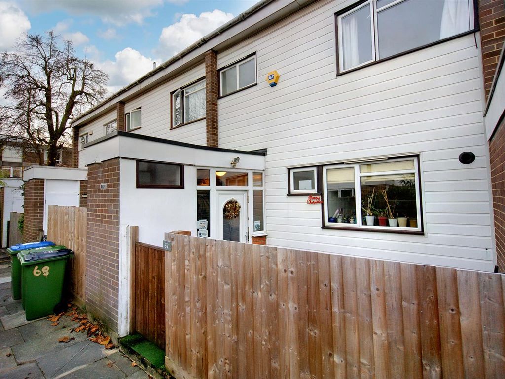 Kidbrooke Park Close, London SE3  