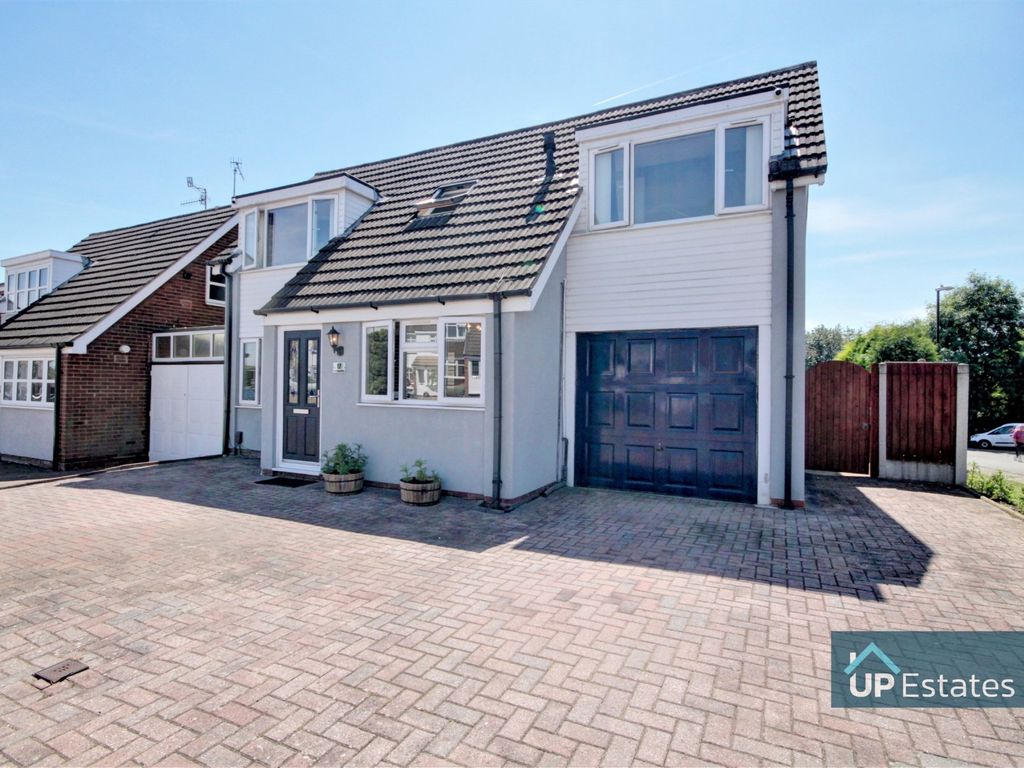 4 bed linkdetached house for sale in Gardenia Drive, Allesley