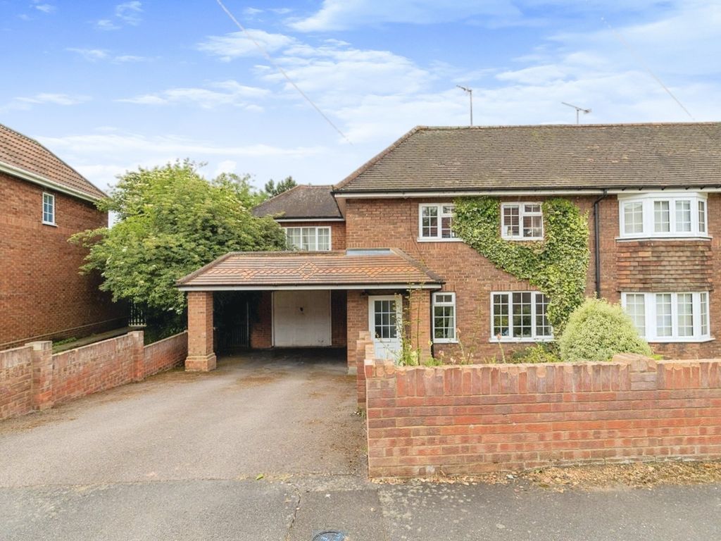 3 bed end terrace house for sale in Highfield Crescent, Brogborough, Bedford MK43 Zoopla
