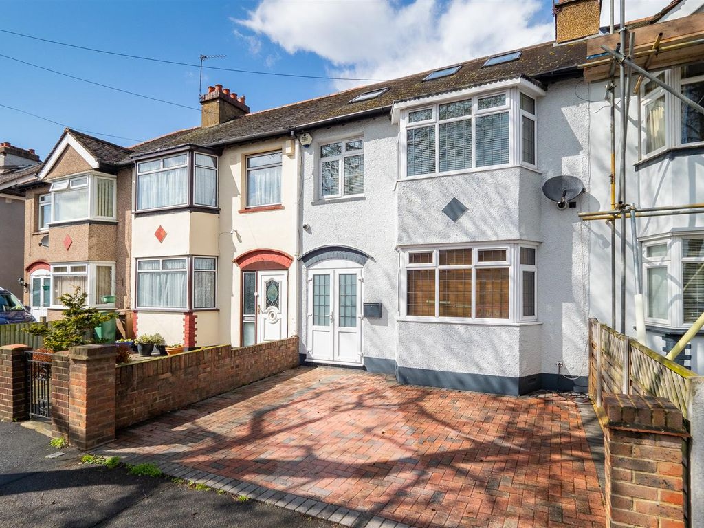 4 bed terraced house for sale in Erskine Road, Sutton SM1 Zoopla