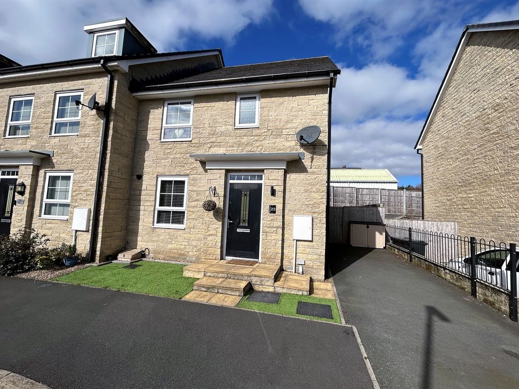 3 bed end terrace house for sale in Sovereign Way, ChapelEnLeFrith