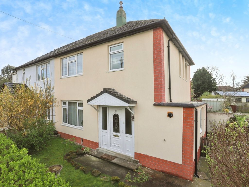 3 bed semidetached house for sale in Brooklands Lane, Seacroft, Leeds