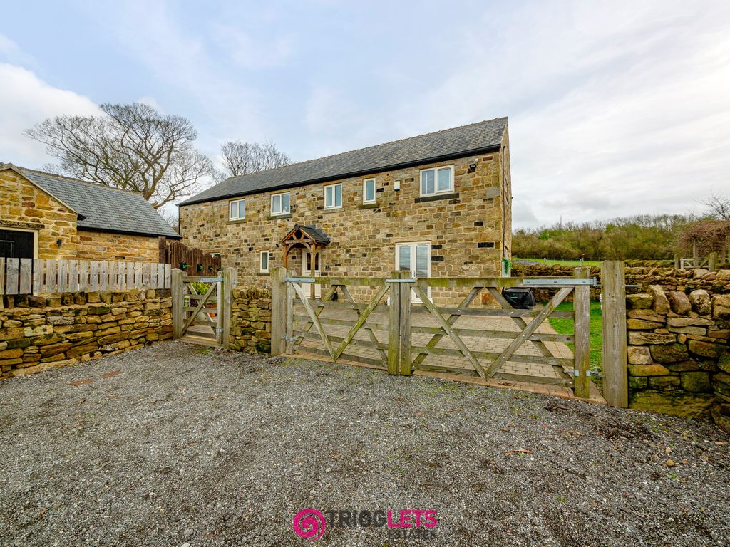 4 bed barn conversion for sale in Blacker Grange Farm, Barnsley Road