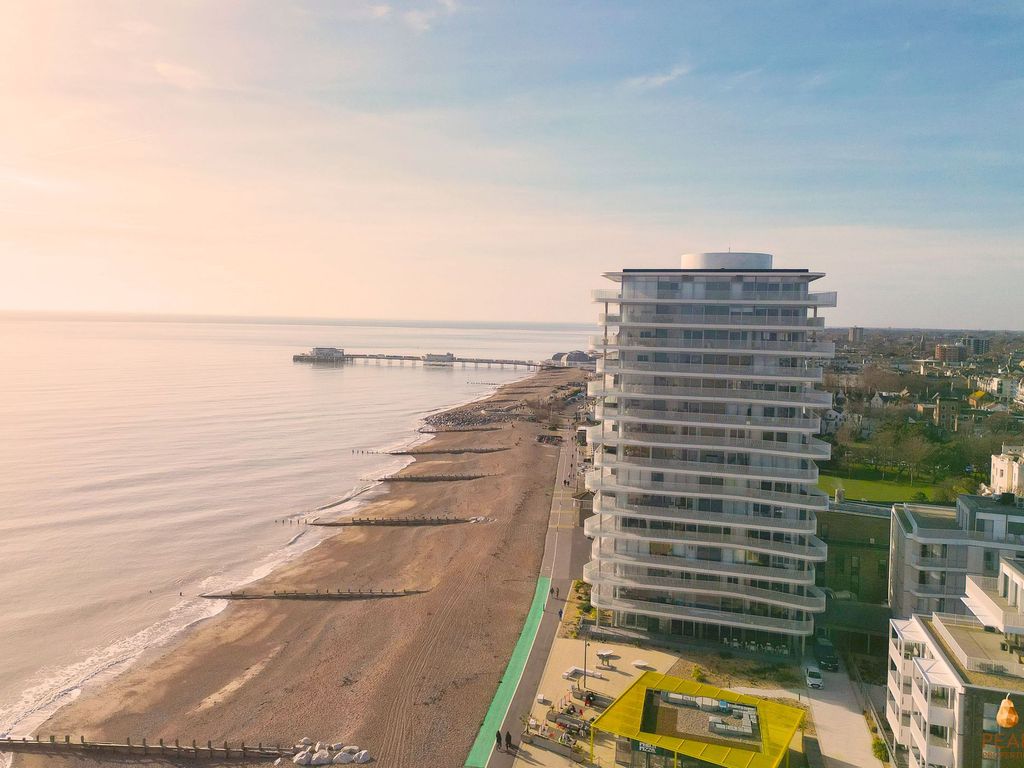 3 bed penthouse for sale in Brighton Road, Worthing BN11, £2,000,000