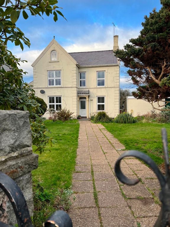 4 bed detached house to rent in Bronwylfa, Lon Penrhos, Morfa Nefyn