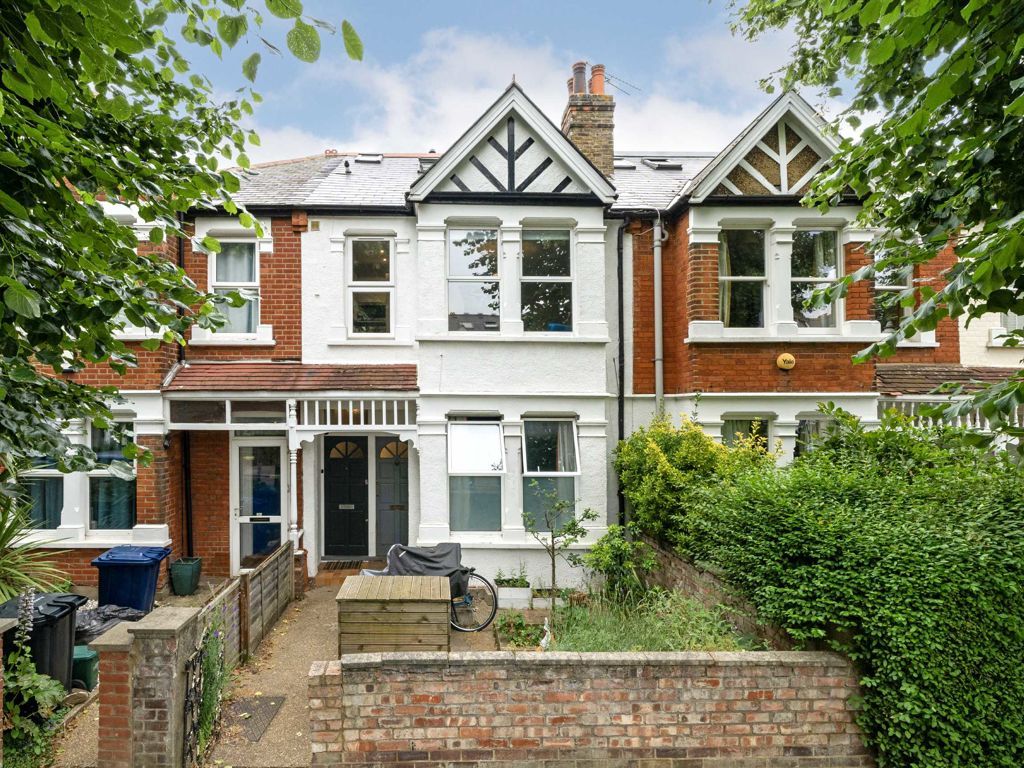 3 bed flat for sale in Midhurst Road, London W13, £675,000 Zoopla