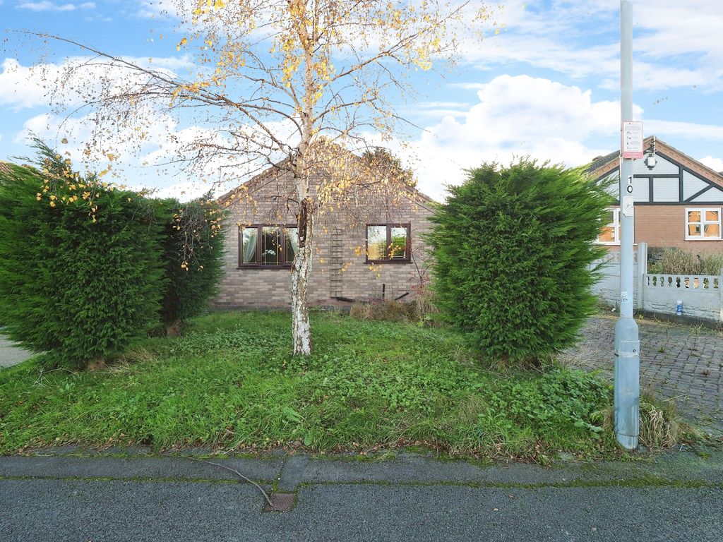 2 bed detached bungalow for sale in Fackley Way, Stanton Hill, Sutton