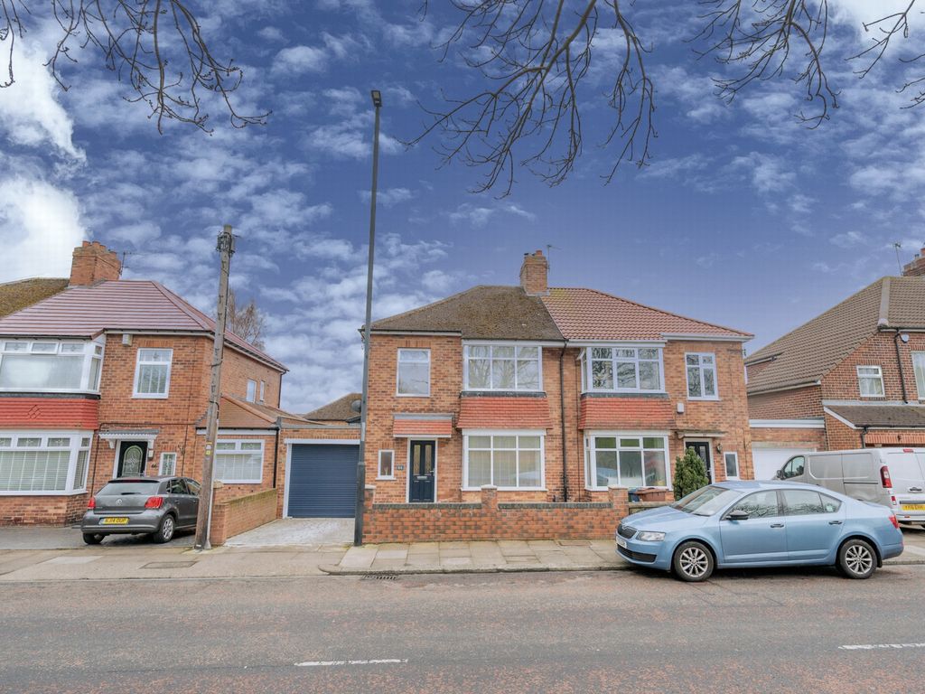 3 bed semidetached house for sale in Etherstone Avenue, Cochrane Park NE7 Zoopla