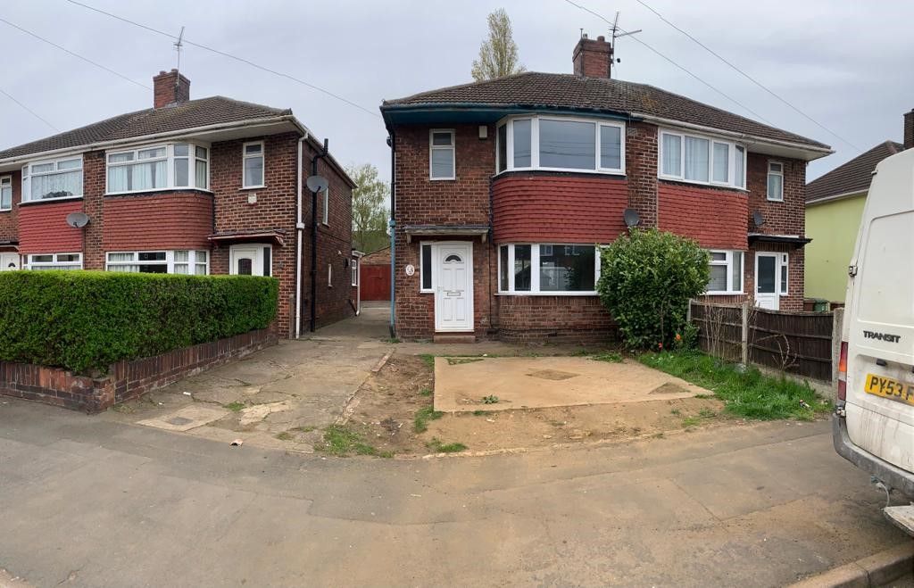 3 bed terraced house to rent in Lilac Ave, Scunthorpe DN16, £800 pcm Zoopla