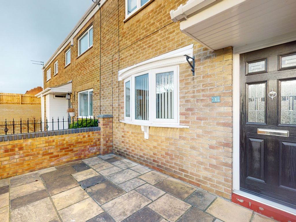 3 bed end terrace house for sale in Lane Corner, South Shields NE34
