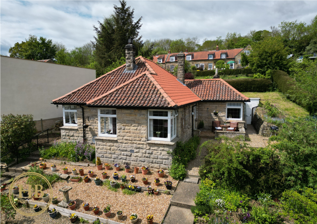 2 bed detached bungalow for sale in Brook Park, Briggswath, Whitby YO21