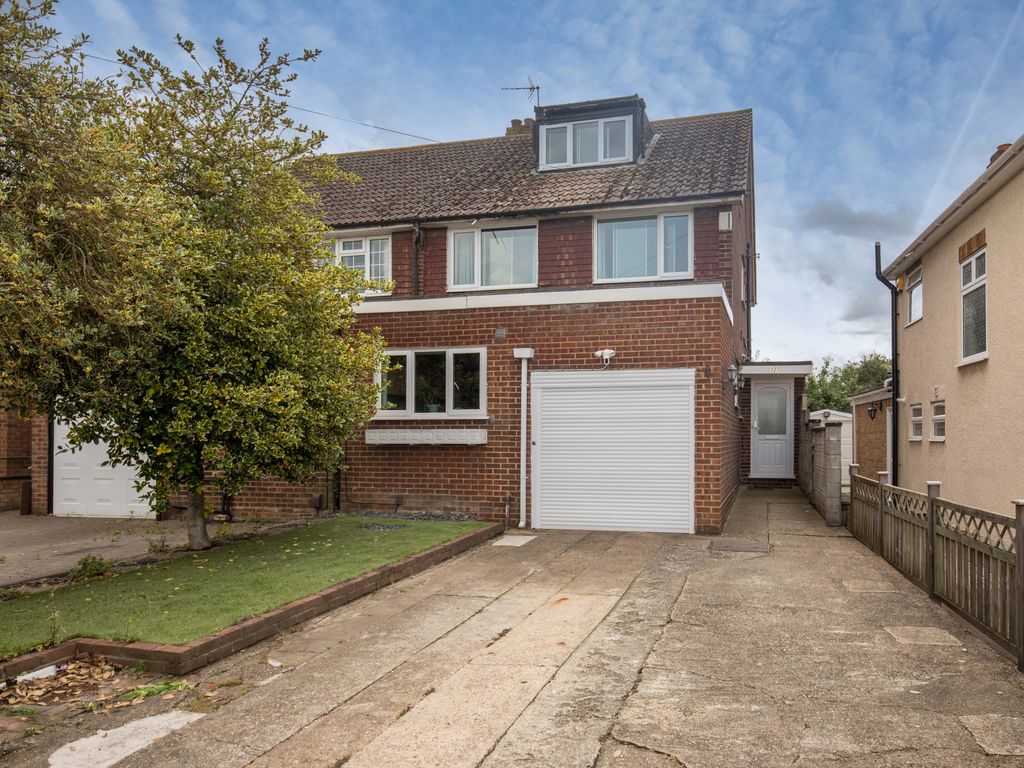 4 bed semidetached house for sale in Horton Road, Stanwell Moor