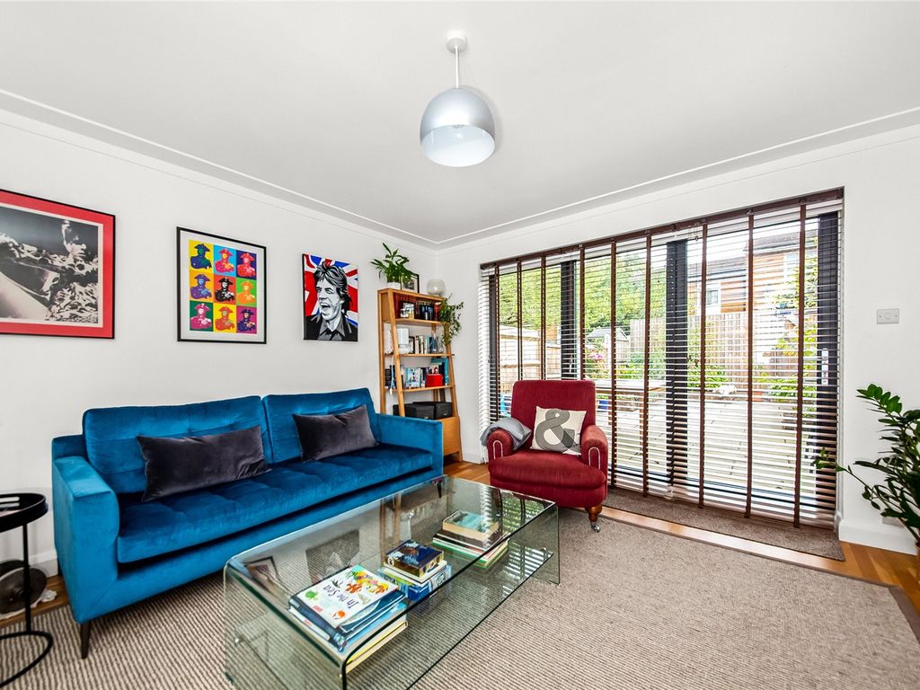 2 bed terraced house for sale in b Road, Blackheath SE3, £625,000