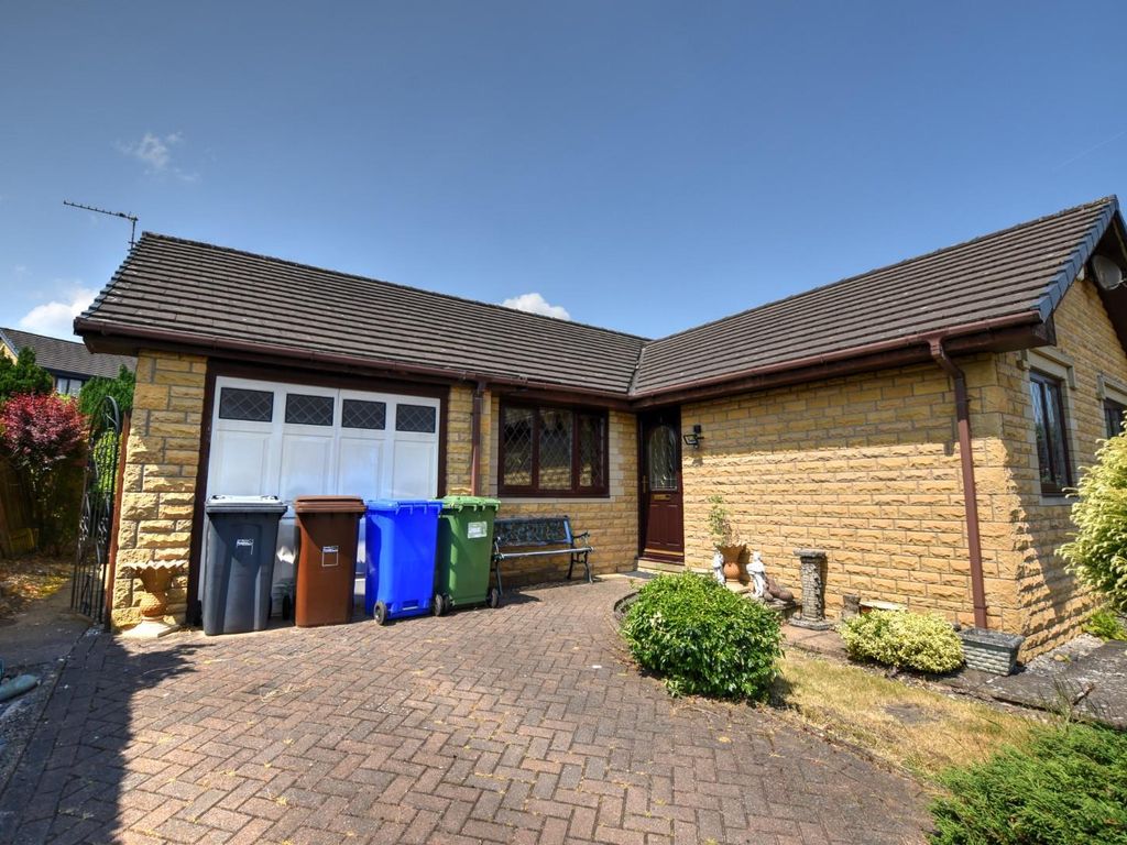 3 bed detached bungalow for sale in Linton Gardens, Barrowford, Nelson