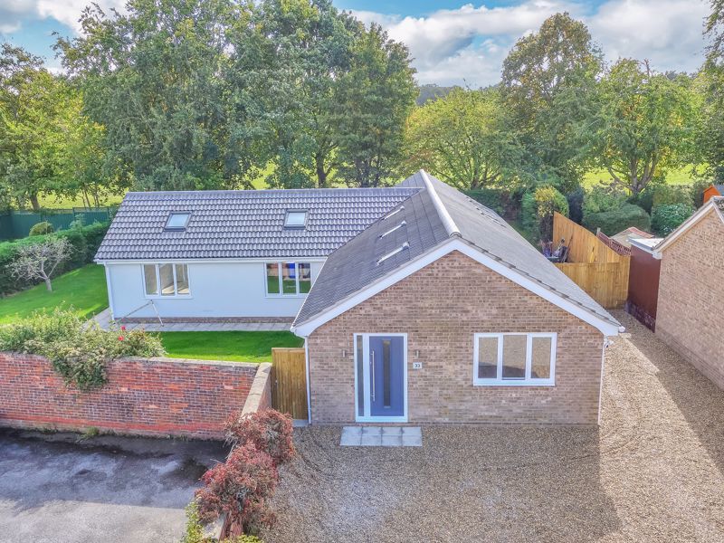 Scarlin Road, Bury St. Edmunds IP33  