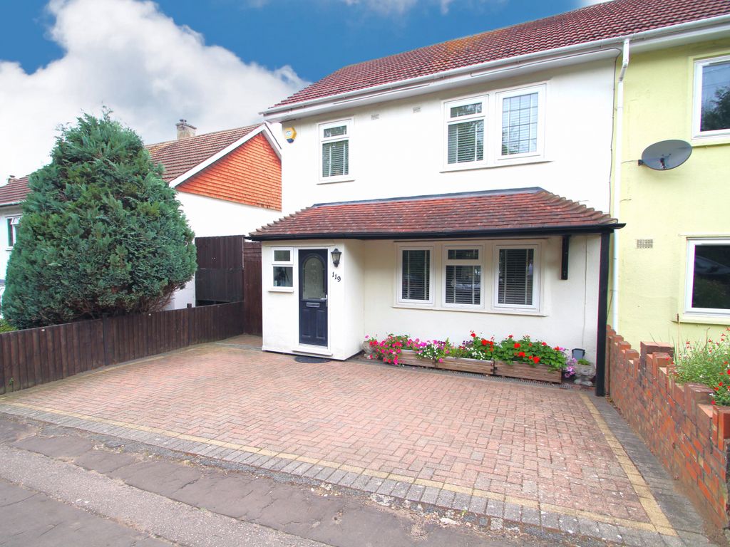 3 bed end terrace house for sale in Colebrook Lane, Loughton IG10 Zoopla