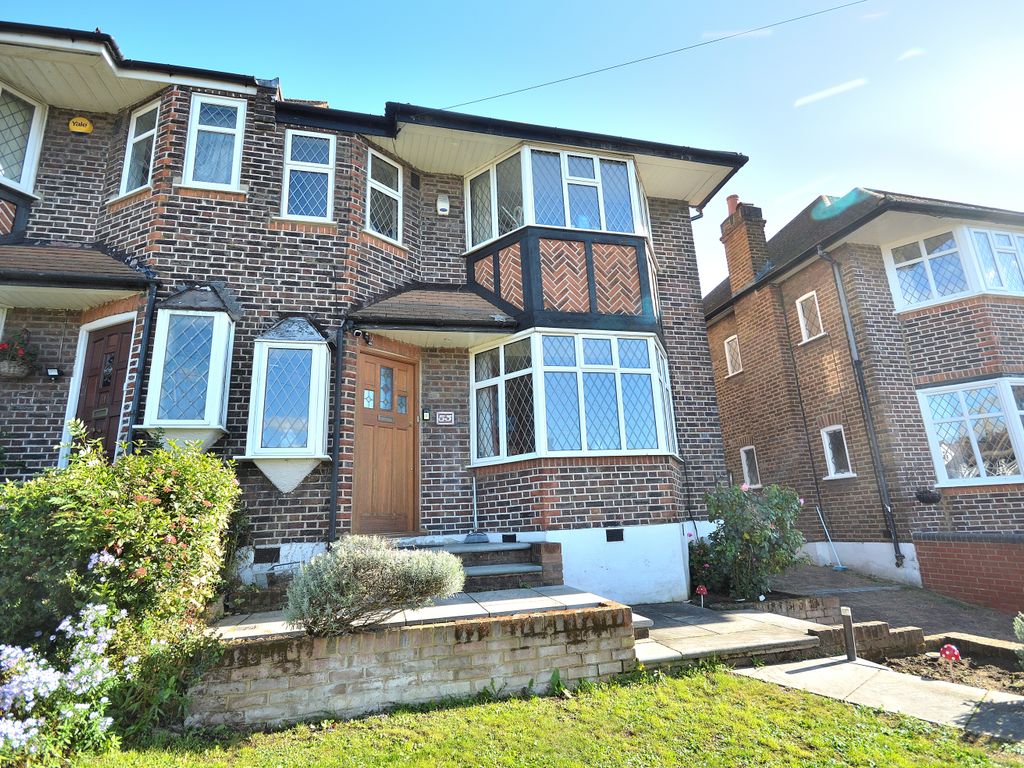 4 bed semidetached house to rent in Arnos Grove, London N14 Zoopla