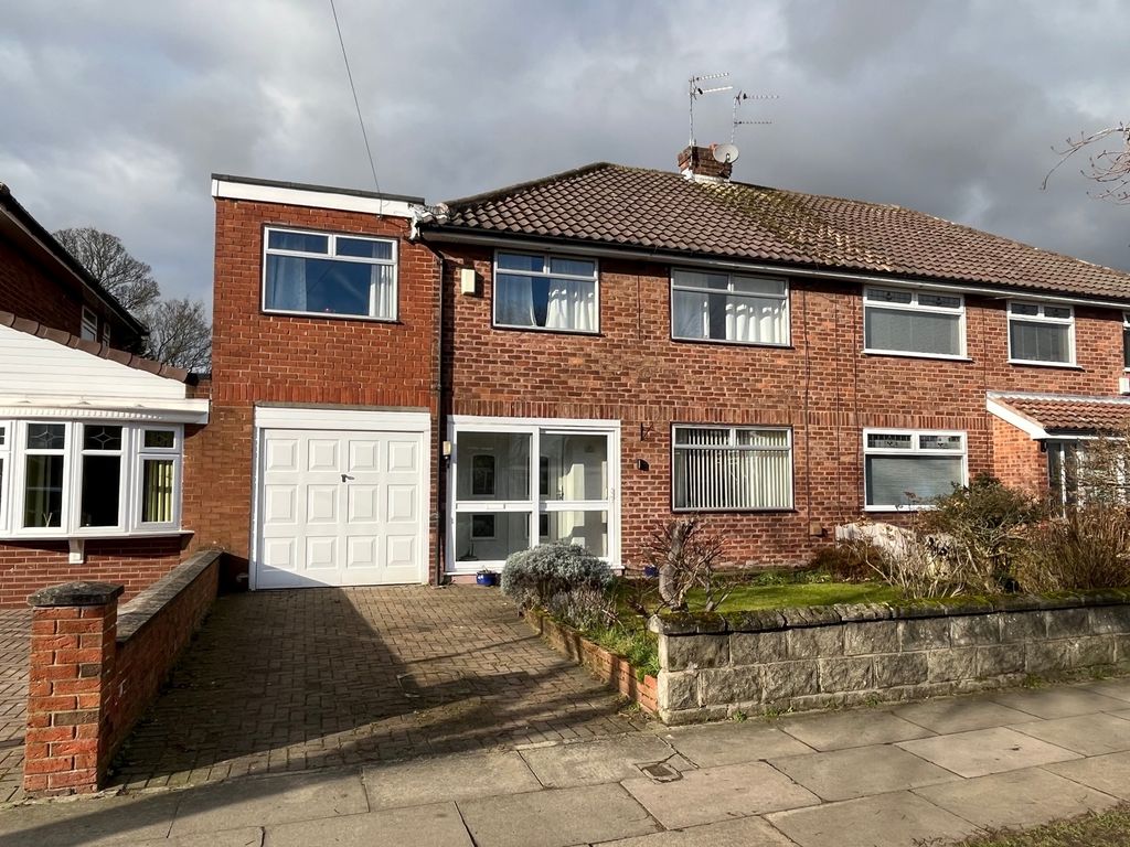 4 bed semidetached house for sale in Coronation Road, Lydiate