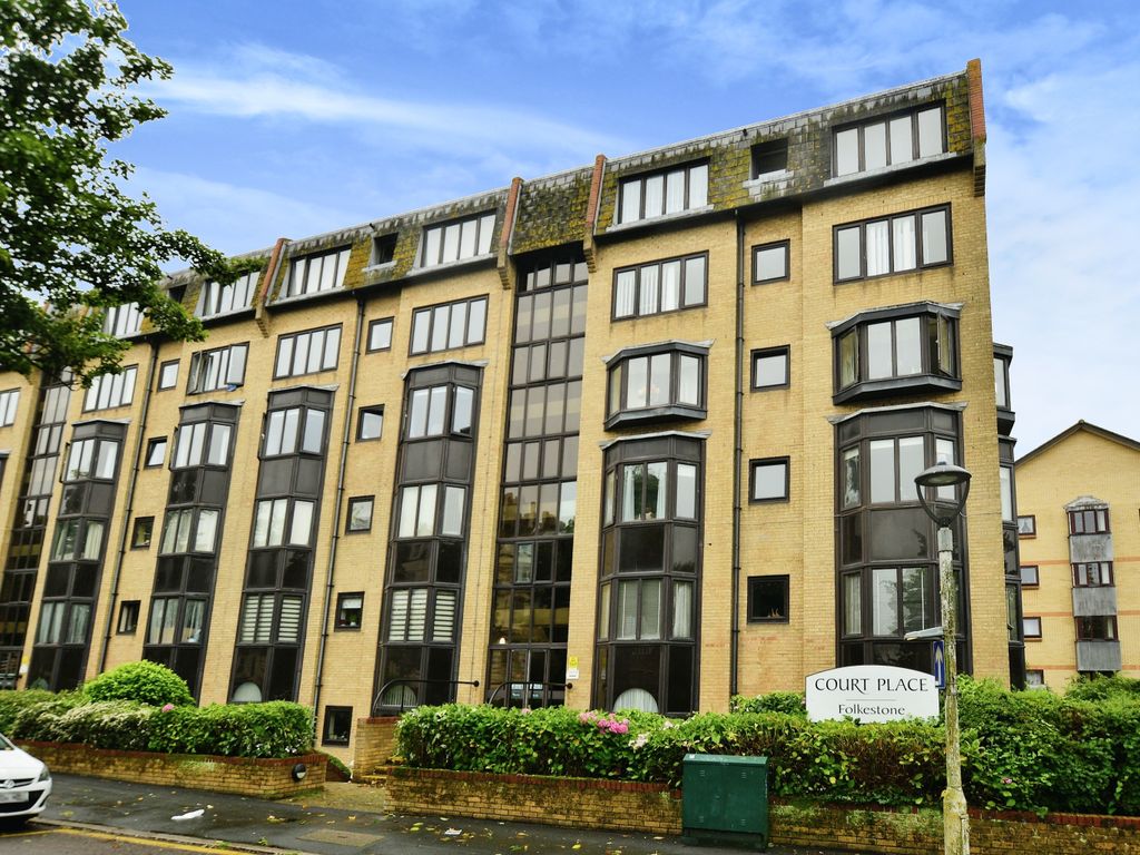 1 bed flat for sale in Court Place, Castle Hill Avenue, Folkestone