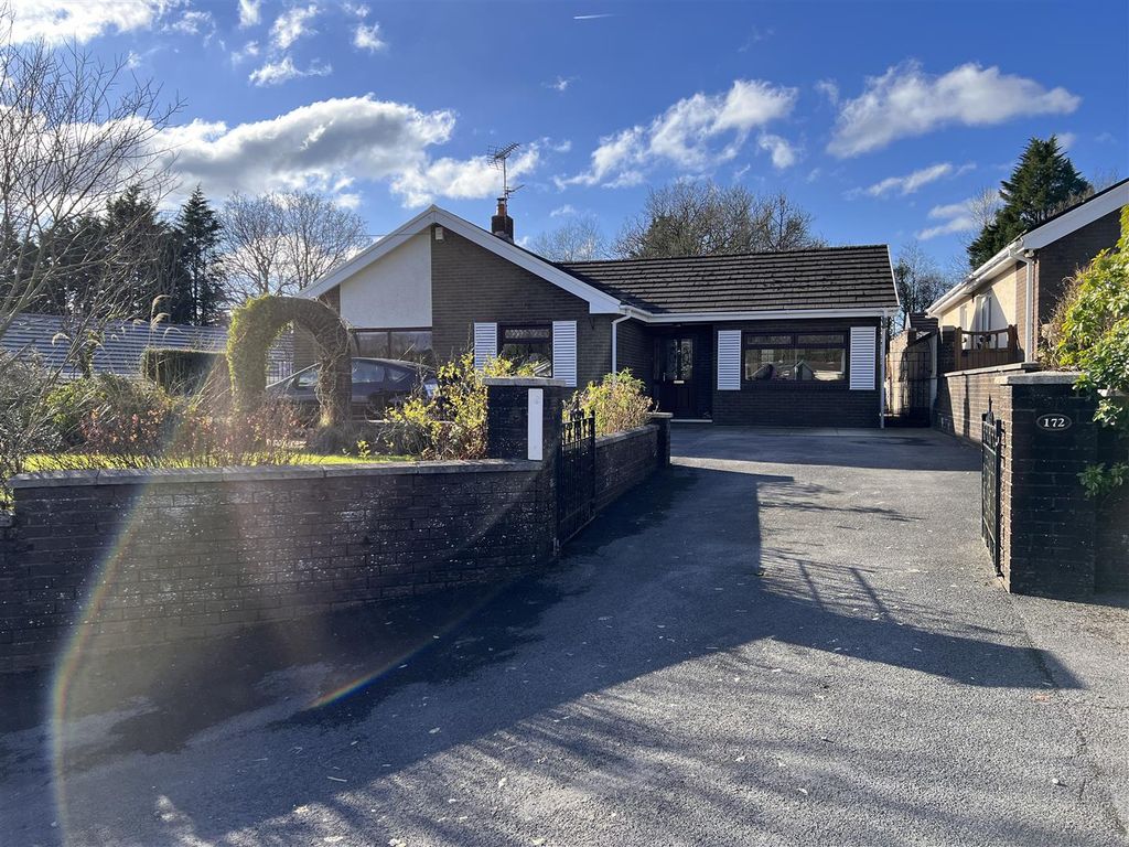 3 bed detached bungalow for sale in Hendre Road, Capel Hendre, Ammanford SA18, £325,000 Zoopla