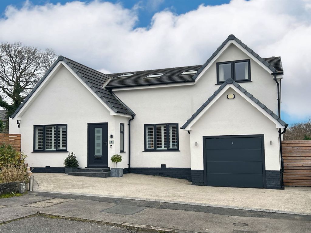 5 bed detached house for sale in Ashfield Grove, Marple Bridge