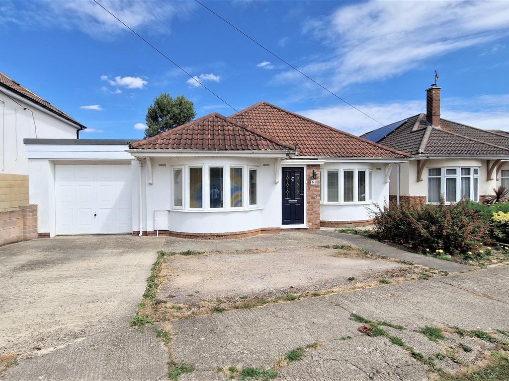 3 bed detached bungalow for sale in Rowden Road, Chippenham SN15 Zoopla