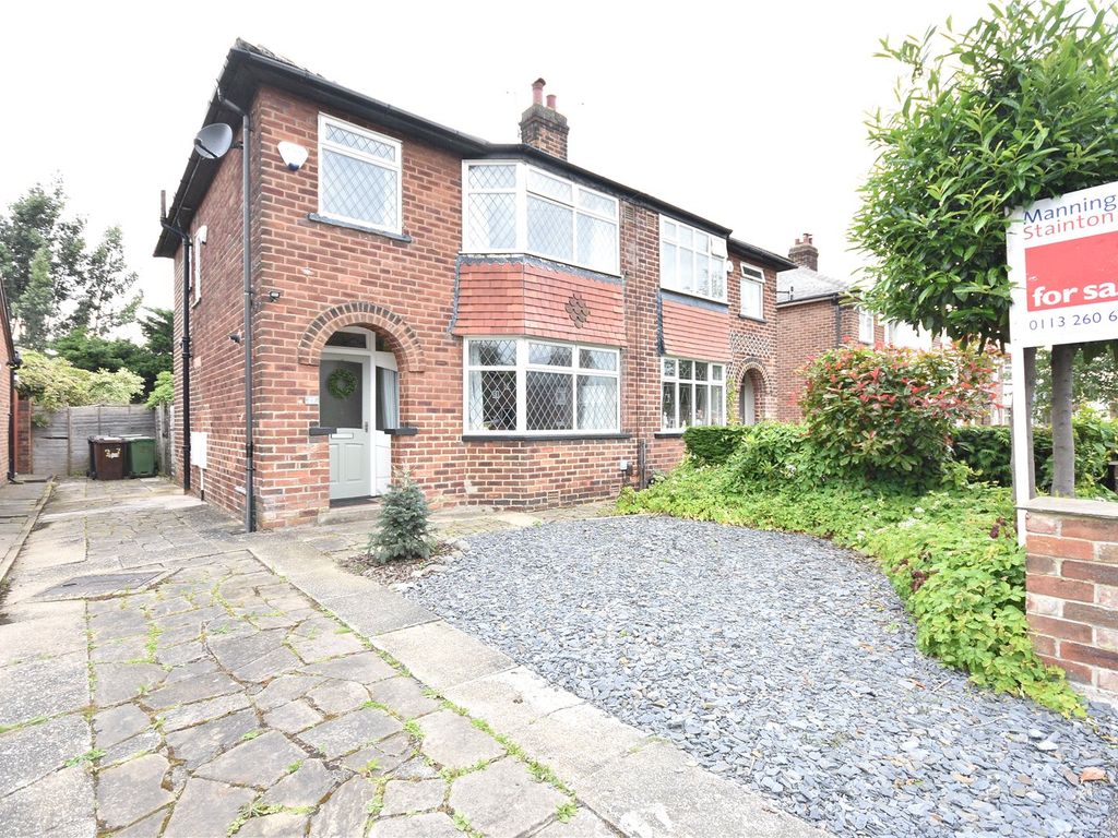 3 bed semidetached house for sale in Knightsway, Whitkirk, Leeds, West