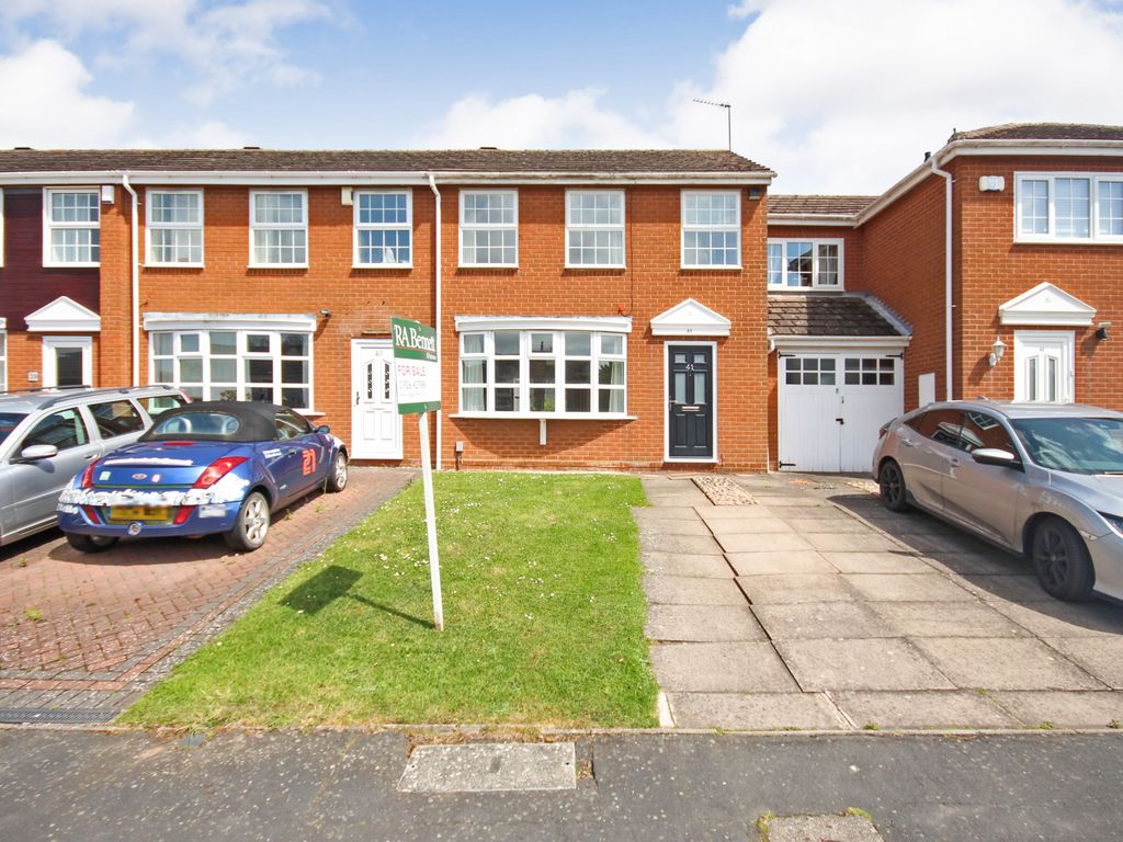 3 bed terraced house for sale in charnwood way, leamington spa cv32