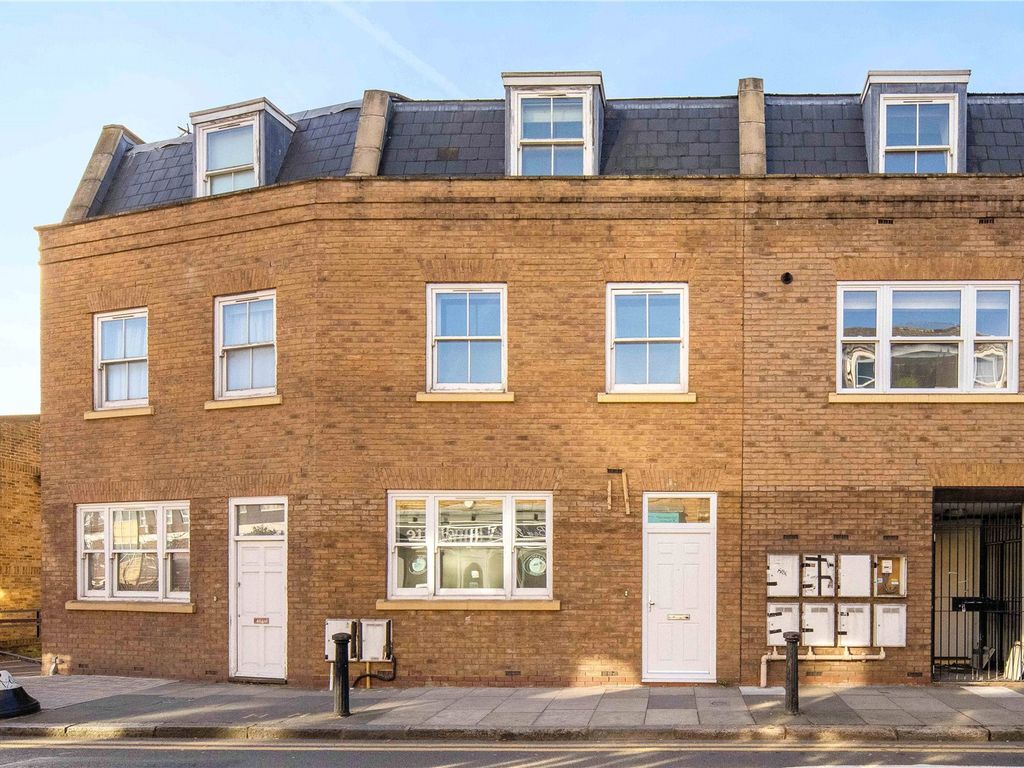 3 bed detached house for sale in St. Stephens Road, Bow, London E3, £