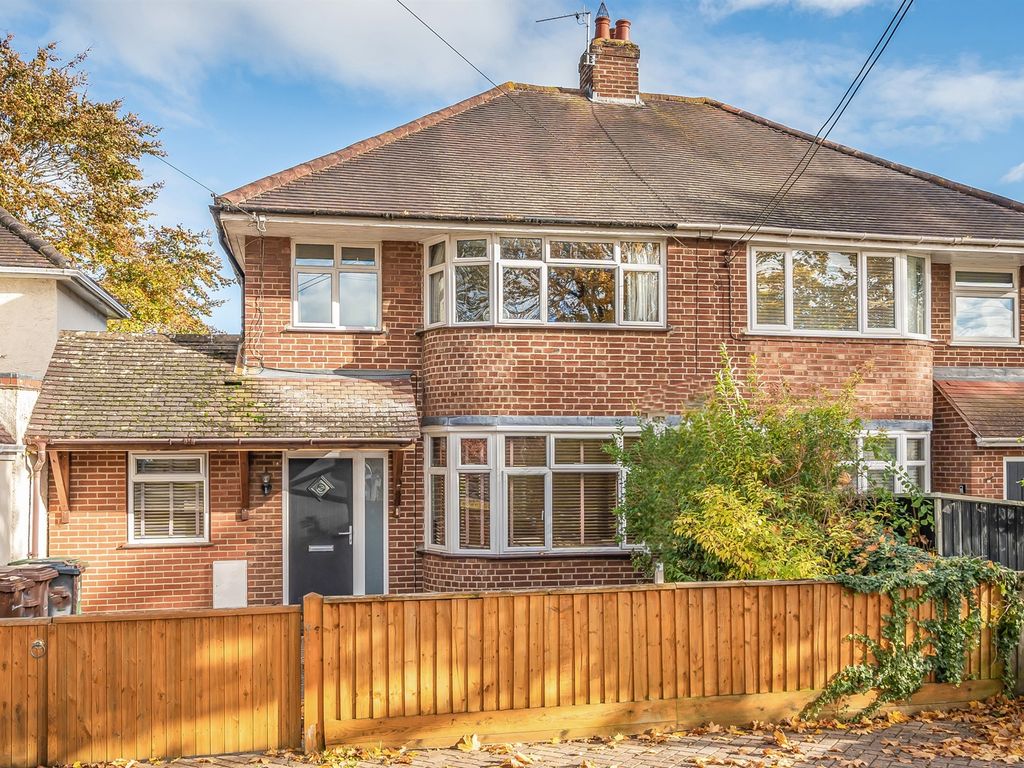 4 bed semidetached house for sale in The Avenue, Kennington, Oxford