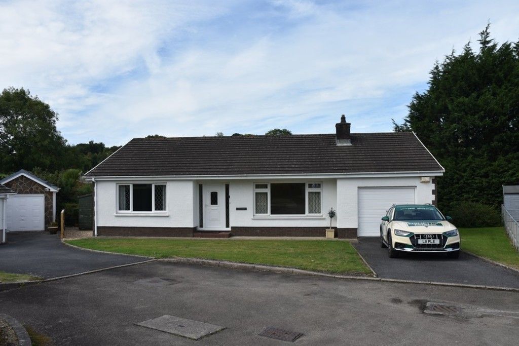 3 bed detached bungalow for sale in Melin Y Coed, Cardigan SA43 Zoopla