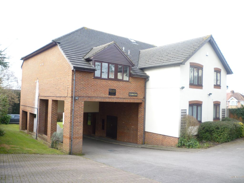 1 bed flat to rent in Upton Park, Slough SL1, £1,150 pcm Zoopla