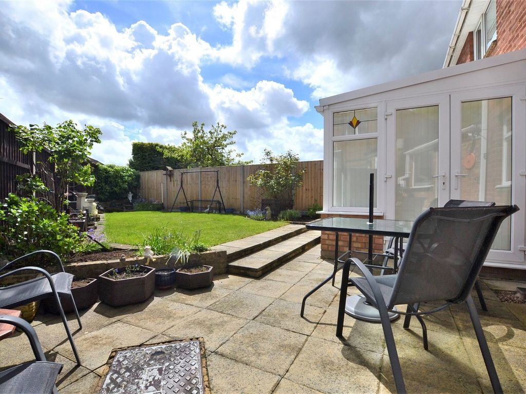 3 bed semidetached house for sale in Stansby Crescent, Churchdown