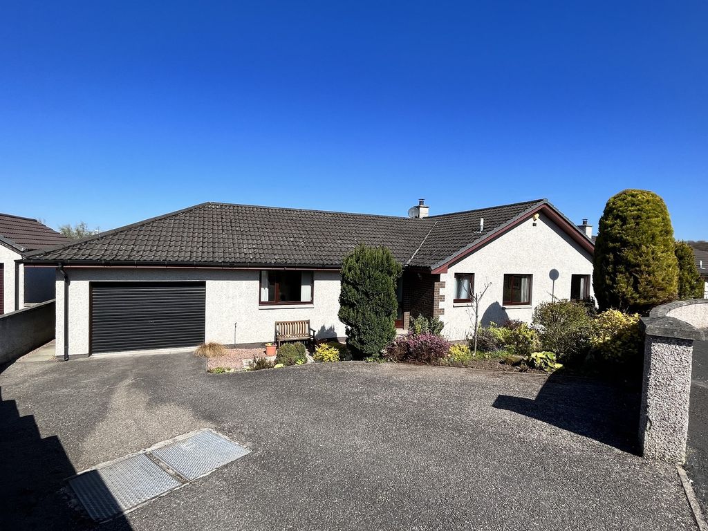 4 bed detached bungalow for sale in 10 Inshes Brae, Cradlehall