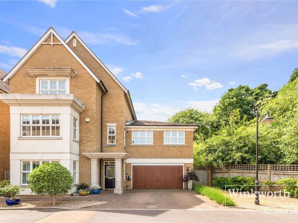 4 bed detached house for sale in Dorrington Way, Beckenham BR3 Zoopla
