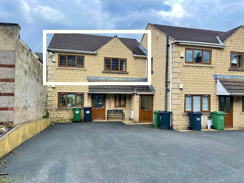 2 bed flat for sale in Western Road, Cowlersley, Huddersfield HD4 Zoopla