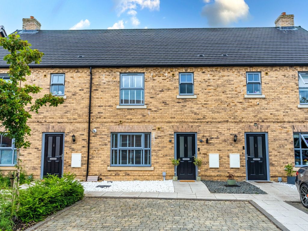 3 bed terraced house for sale in Letterpress Lane, Papworth Everard