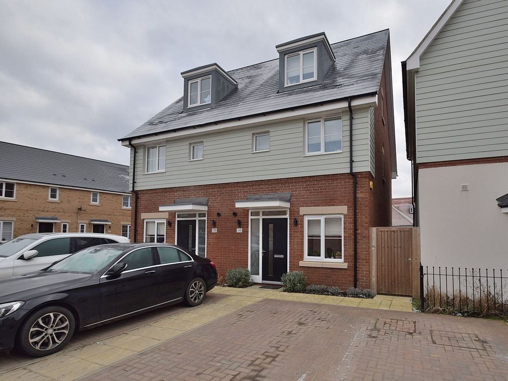 3 bed town house for sale in Jacob Grove, Whitehouse MK8 Zoopla