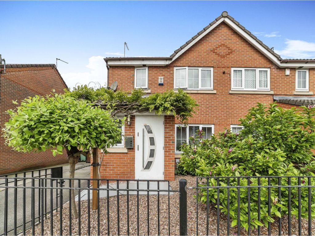3 bed semidetached house for sale in Willow Street, Bury BL9 Zoopla
