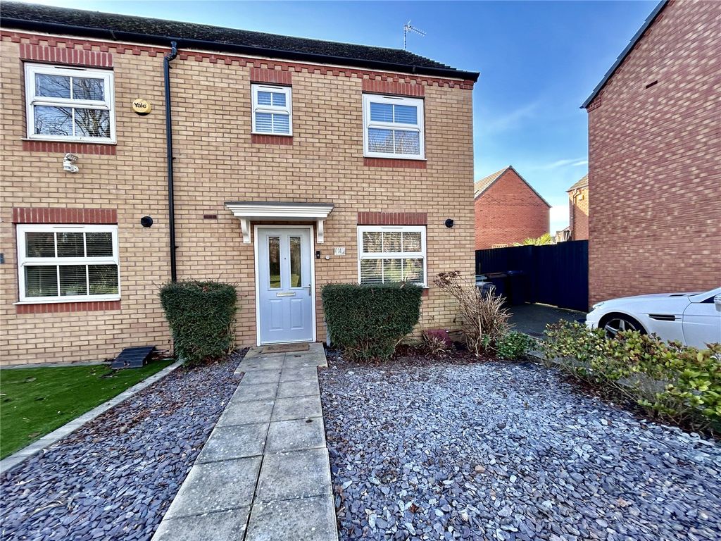 3 bed end terrace house for sale in Yarnmakers Path, Keresley End