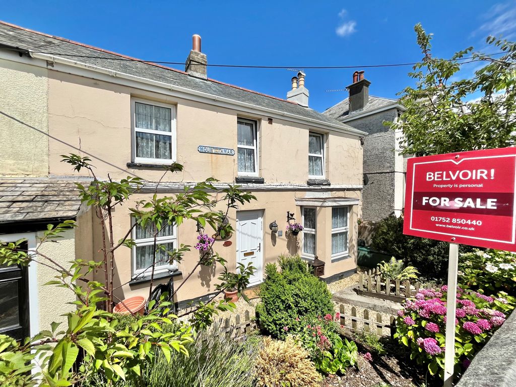3 bed semidetached house for sale in New Road, Saltash PL12, £250,000