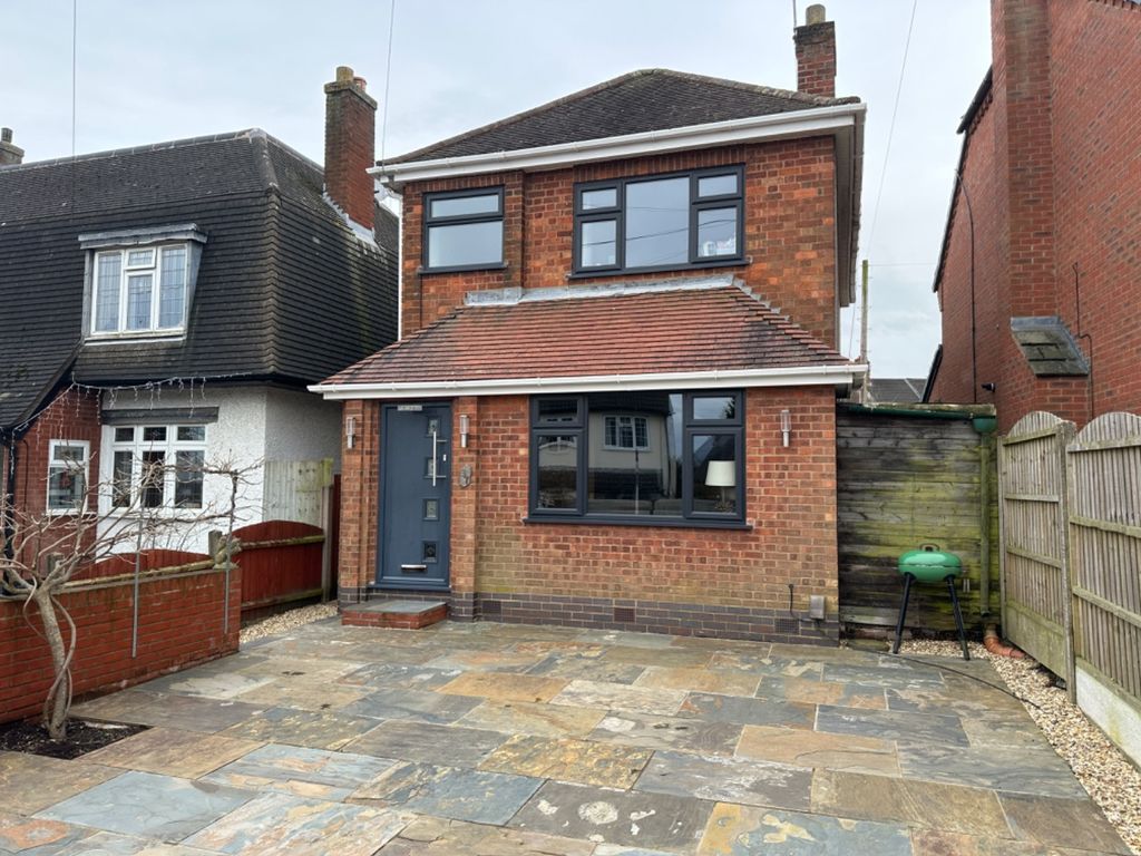 3 bed detached house for sale in Heath Lane, Earl Shilton, Leicester