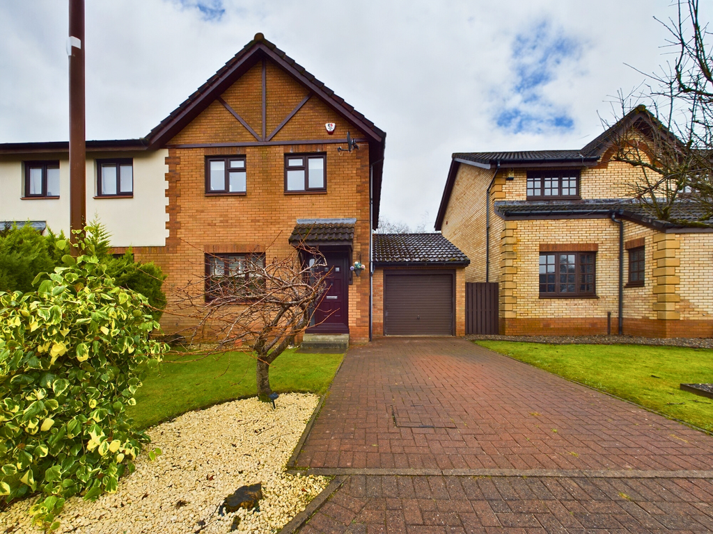 3 bed property for sale in 37 Fiddich Drive, Murieston EH54, £235,000