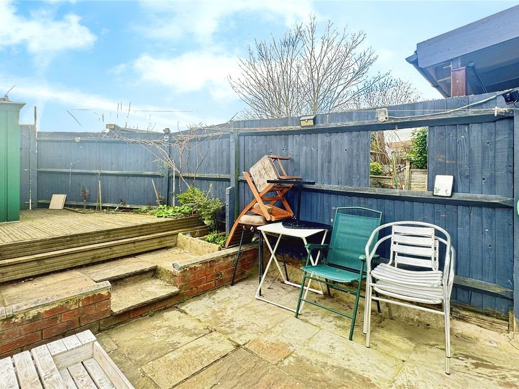 1 bed terraced house for sale in Eton Way, Dartford, Kent DA1, £250,000